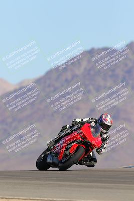 media/Oct-01-2023-SoCal Trackdays (Sun) [[4c570cc352]]/Turn 9 Set 2 (10am)/